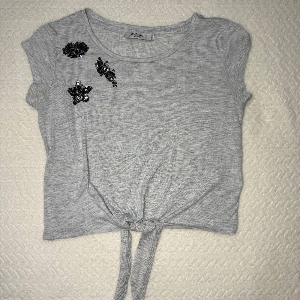 Women's Crop Top T-Shirt Grey Tie-Front, Sequin-Embroidered Details, size XS
